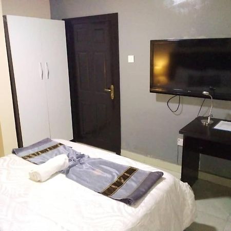 Primal Aparthotel Ikoyi Lagos Exterior photo