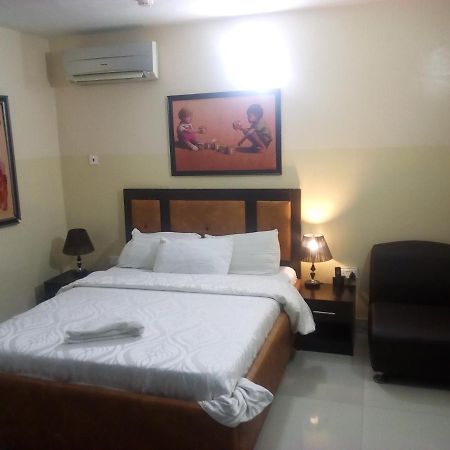 Primal Aparthotel Ikoyi Lagos Exterior photo