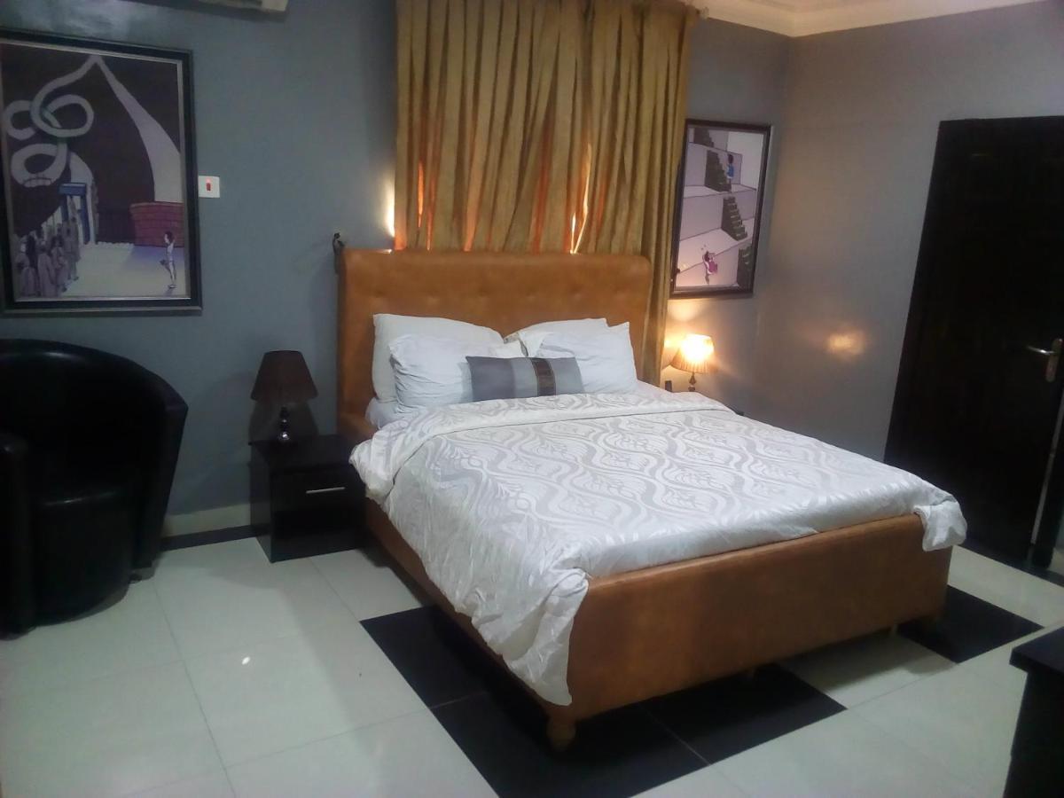 Primal Aparthotel Ikoyi Lagos Exterior photo