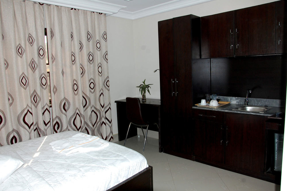 Primal Aparthotel Ikoyi Lagos Exterior photo