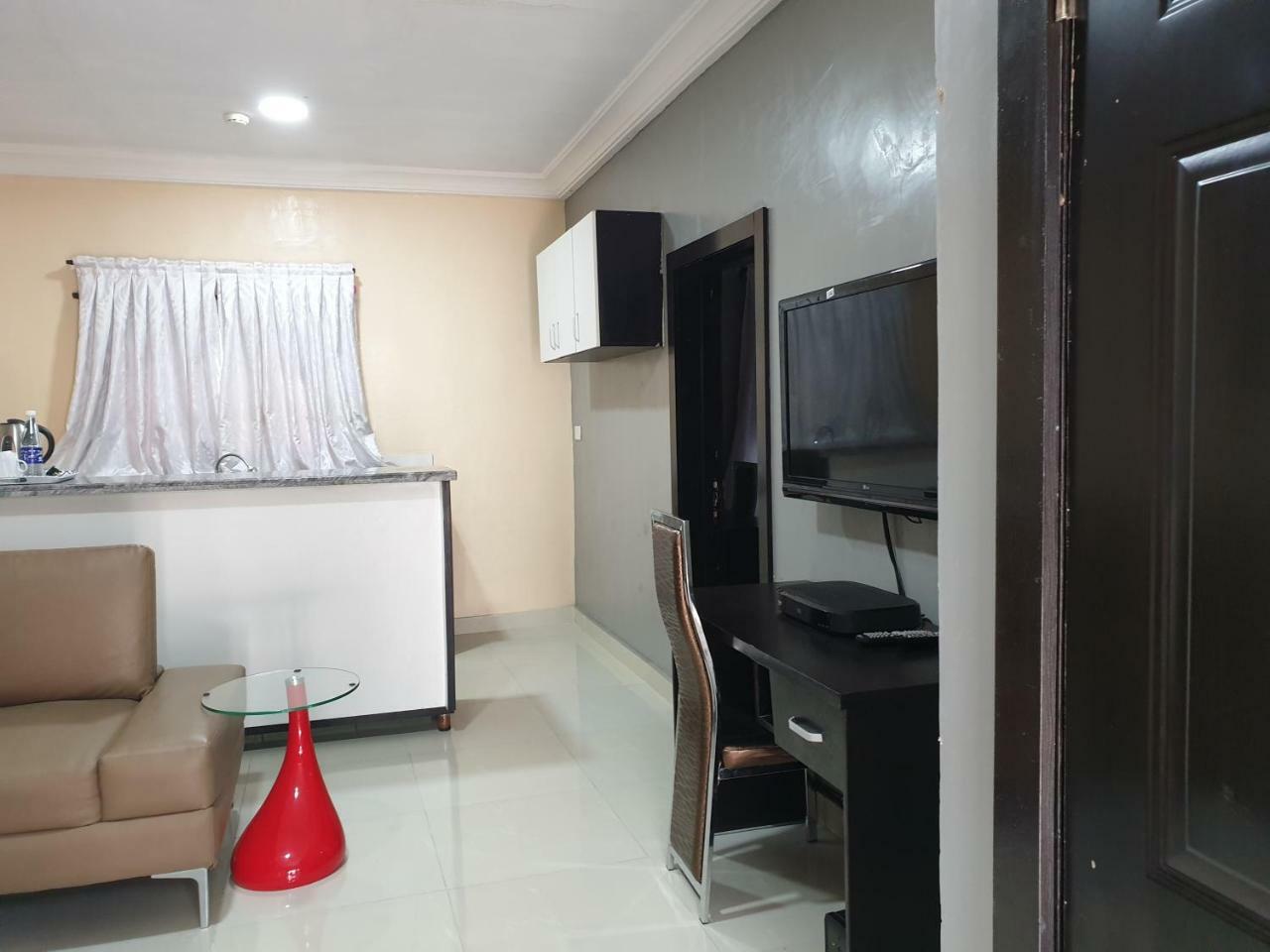 Primal Aparthotel Ikoyi Lagos Exterior photo