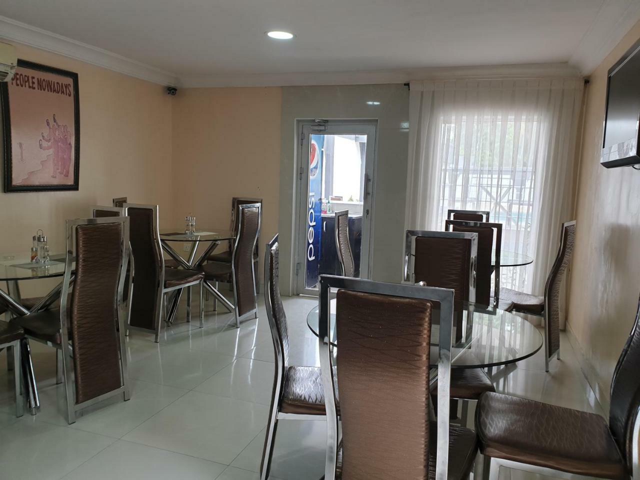 Primal Aparthotel Ikoyi Lagos Exterior photo