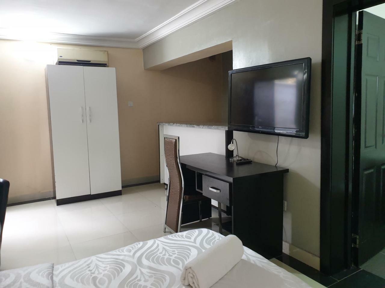 Primal Aparthotel Ikoyi Lagos Exterior photo